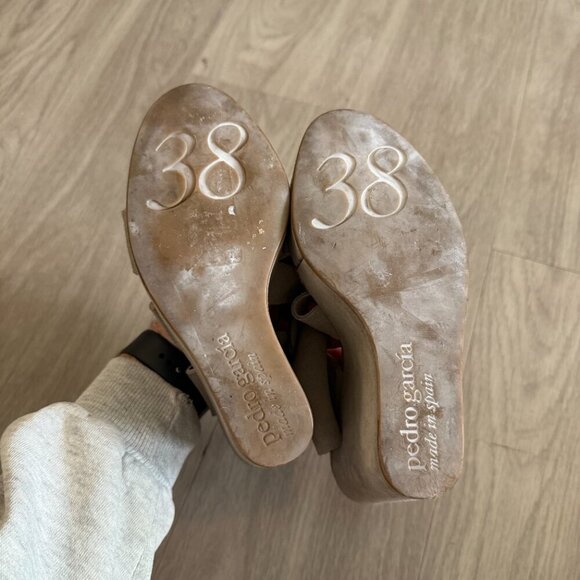 Pedro Garcia Wedge Sandals Size 38 Color Grey - Picture 4 of 6